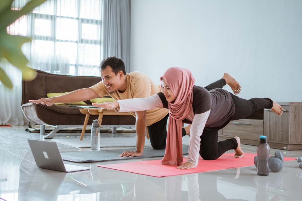 Perbedaan Pilates dan Yoga Serta Manfaatnya untuk Kesehatan