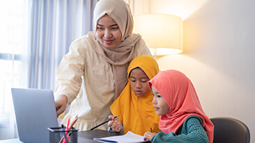 Seberapa Pentingkah Asuransi Pendidikan Syariah? Cek Manfaatnya Sekarang
