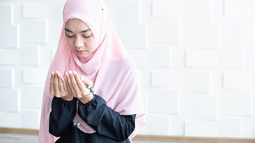 Menyambut Bulan Suci, 9 Manfaat Puasa di Bulan Ramadan yang Perlu Kamu Tahu